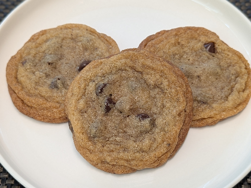 Chocolate chip cookie